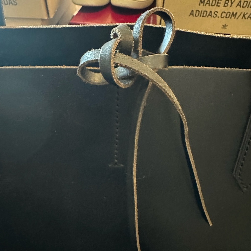 J Crew Uptown Tote - Picture 3 of 12